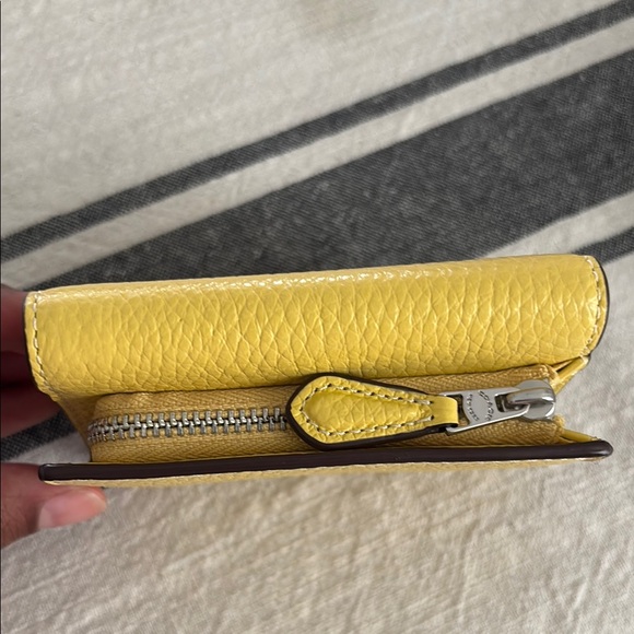 Coach Vibrant Yellow Key Card Holder - Picture 2 of 5